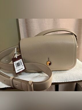 RADLEY LONDON: NWT:  Bathurst Mews Light Beige Leather Crossbody Bag